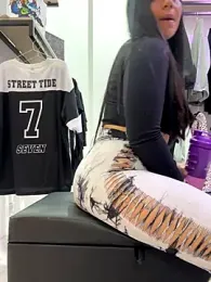 kim_monti stripchat stream image