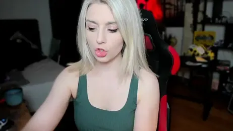 Lisaonthemoon stripchat stream image, 24.07.2025 18:50