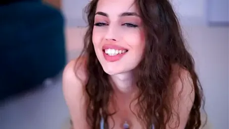 LesaisMore stripchat stream image