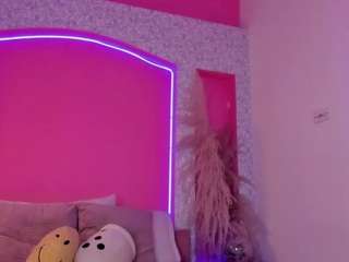 emyliesander camsoda stream image