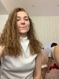 HotCaramellsTV stripchat stream image