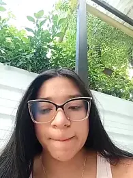 -VICKKY stripchat stream image