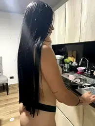 Sweet_and_caramel stripchat stream image