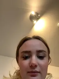 CherryEmmy stripchat stream image