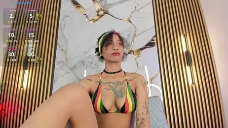 daiana_curly stripchat stream image