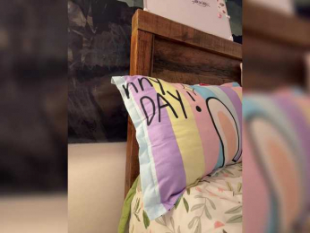 LittleDelora bongacams stream image