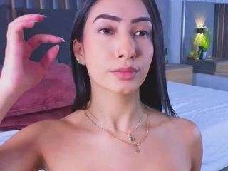 mia-oceann camsoda stream image