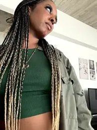 Your_Paris stripchat stream image