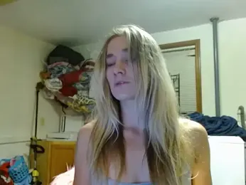 missymilf stripchat stream image