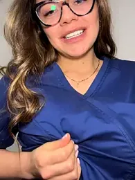 alicee16 stripchat stream image