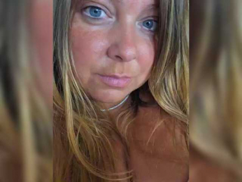 FLUFFY_BEAUTY bongacams stream image