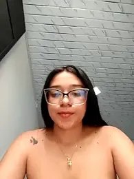 -VICKKY stripchat stream image