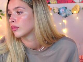 Maci Reynolds flirt4free stream image