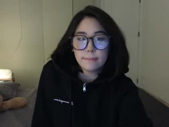 ki_mi chaturbate stream image