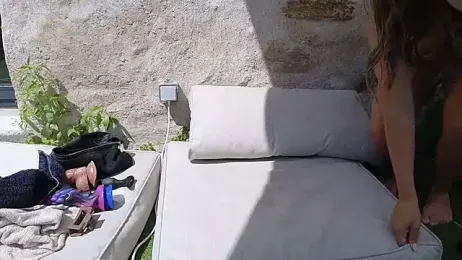 capu-x stripchat stream image