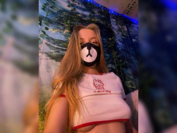 -Summer- bongacams stream image