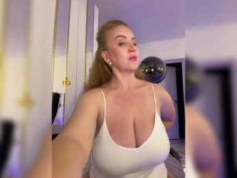cherryygirl bongacams stream image