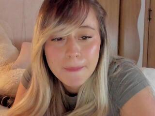 Amy Blondes flirt4free stream image, 06.08.2025 00:00