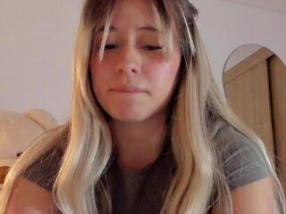 Amy Blondes flirt4free stream image, 06.08.2025 00:00