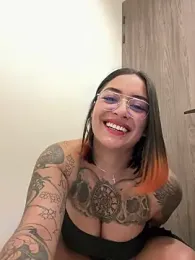 Rae_Lil_White stripchat stream image