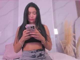 chlooee camsoda stream image