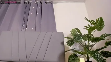 emy_bonita1 stripchat stream image