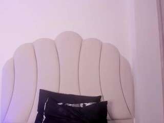 kaity-layne camsoda stream image