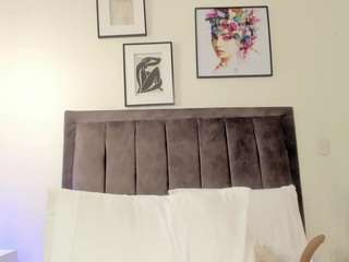 helen-moorex camsoda stream image