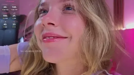 milly_shy stripchat stream image