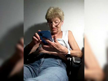 Reife-dame bongacams stream image