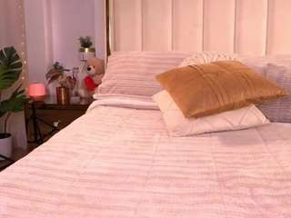 saryhott camsoda stream image