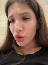 shy_priincess stripchat stream image