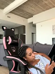 Your_Paris stripchat stream image