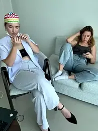 Nura_n_Sarah stripchat stream image