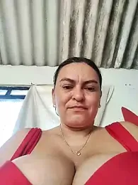 Horny-Mommy-Dirty stripchat stream image