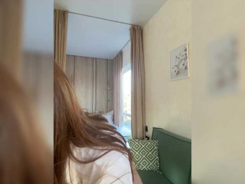 Girls-Leia bongacams stream image