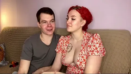 julielourens stripchat stream image