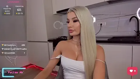 CelyneMay stripchat stream image