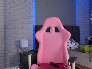 hazel7 camsoda stream image