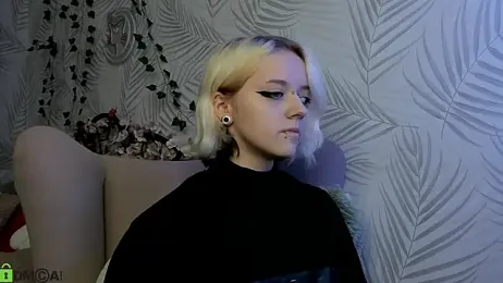 Holy_Silvia stripchat stream image