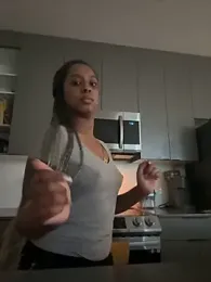 Your_Paris stripchat stream image