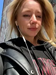 SSSATIVA_model stripchat stream image