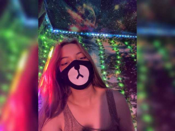 -Summer- bongacams stream image