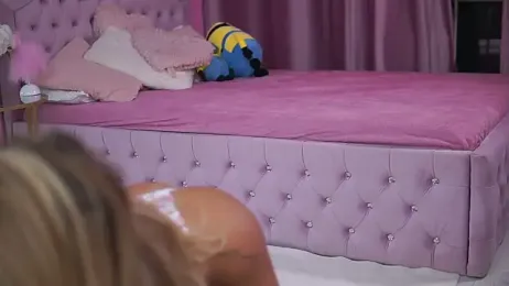 AshleySinn stripchat stream image