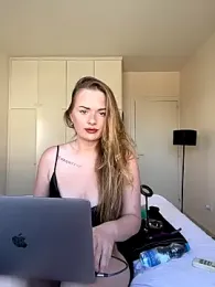 ElenaRebelle stripchat stream image