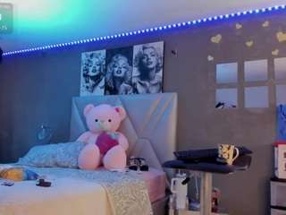 sexyzoee camsoda stream image