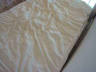 voyeurcam-julmodels-whitebed-1 camsoda stream image