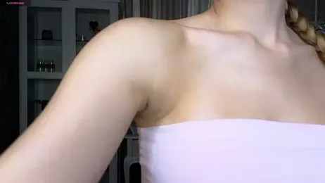 AnneFoxy stripchat stream image