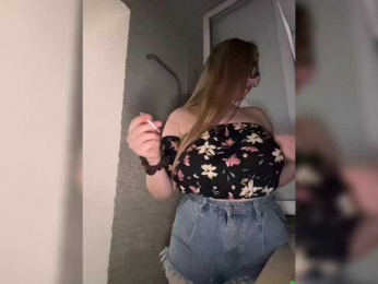 Cris_Mi bongacams stream image