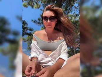 DIVORA bongacams stream image